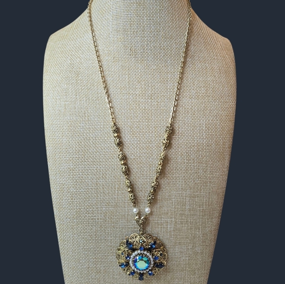 West Germany Vintage Peacock Blue Rhinestones & Pearls Filigree Necklace - Picture 9 of 9